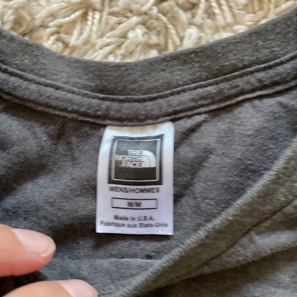 The‎ North Face Backyard Project Mens Gray USA Graphic T-Shirt Size Med Made USA